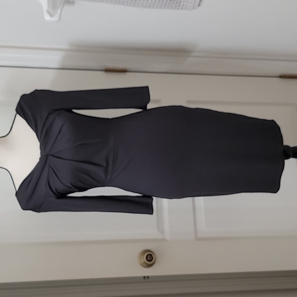 Ro & De Size S Charcoal Gray Midi Dress w/ Twist Detail Excellent Used Condition - Picture 1 of 12